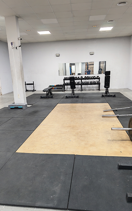 Entrenamiento personalizado instalaciones-gimnasio-2